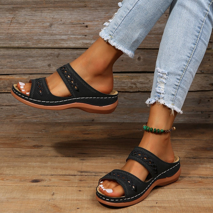 Thalia - Orthopaedic Sandals